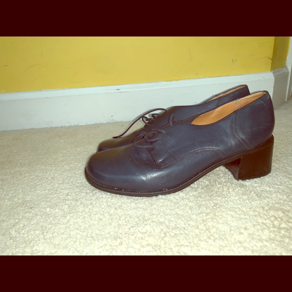 Classic lace up Ipanema shoes